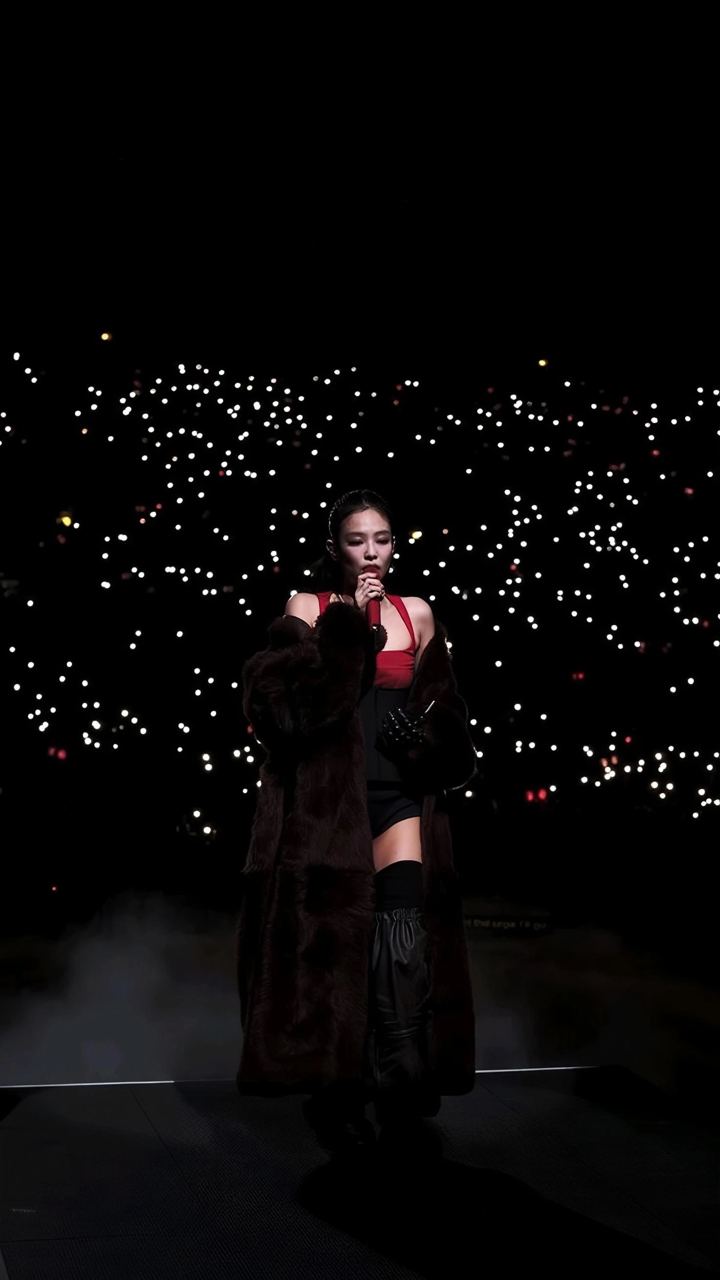 Recent activity shot of Jennie (BLACKPINK)