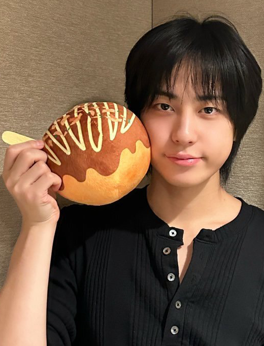 Latest photo of Taki (&TEAM)