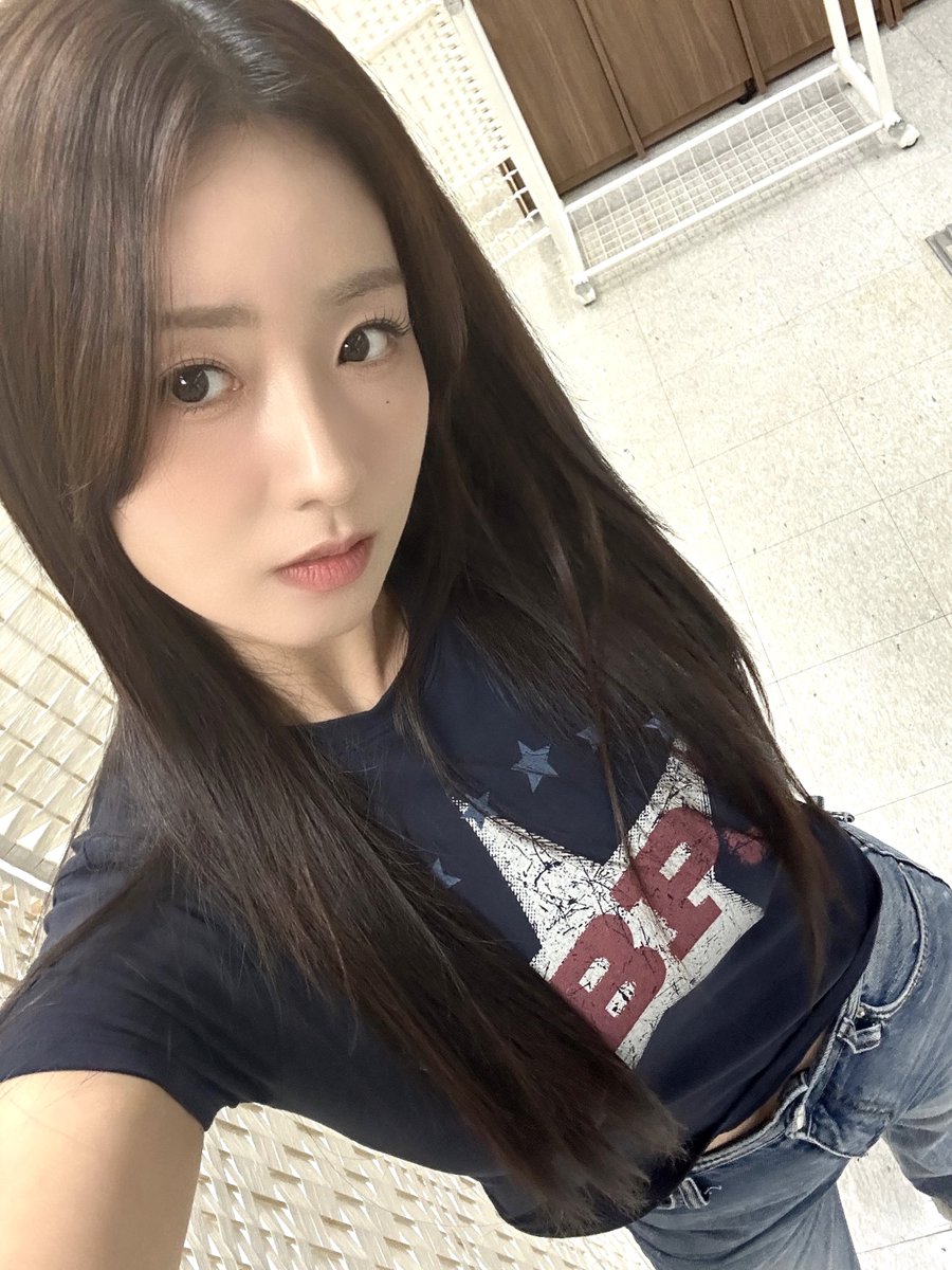 Latest photo of Apink