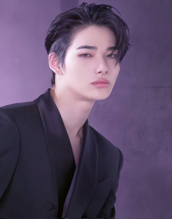 Behind-the-scenes cut of NI-KI (ENHYPEN)