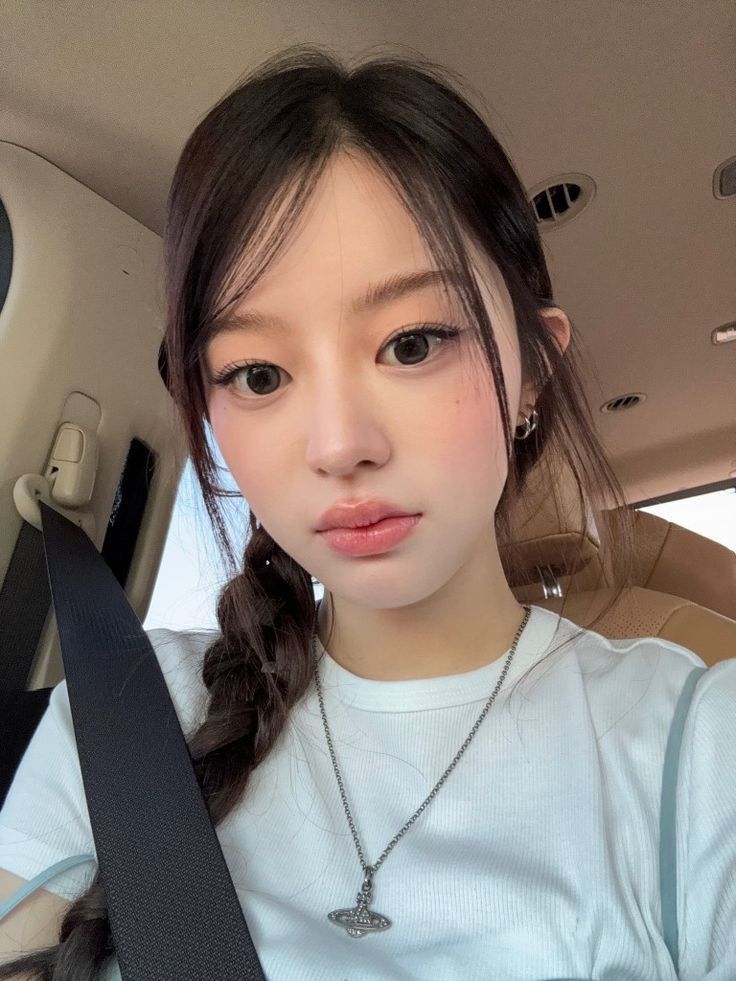 Recent activity shot of Minju (ILLIT)