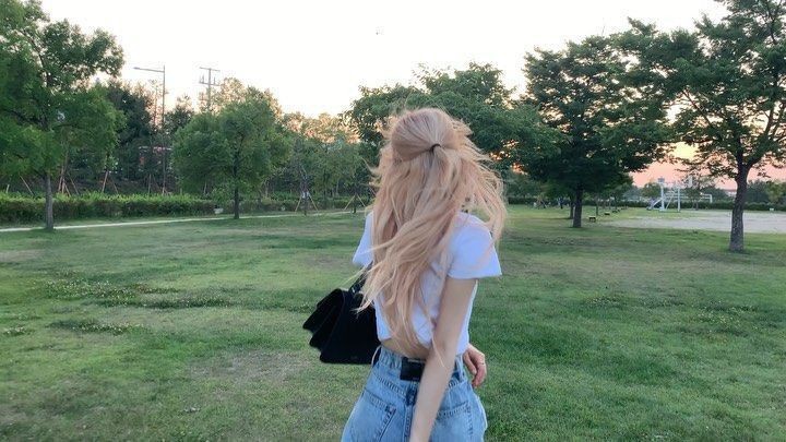 ロゼ (BLACKPINK)の最近の活動写真