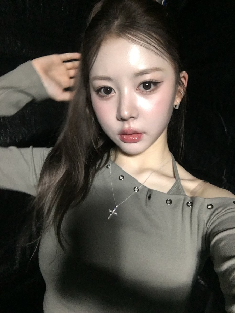 Latest photo of tripleS