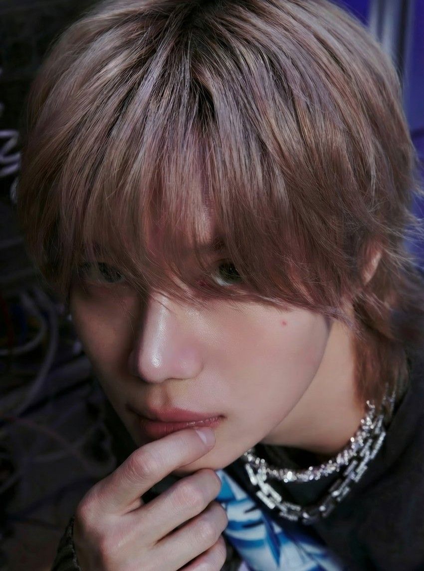 Behind-the-scenes cut of Taemin (SHINee)