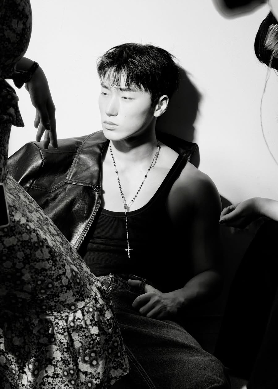 Behind-the-scenes cut of San (ATEEZ)