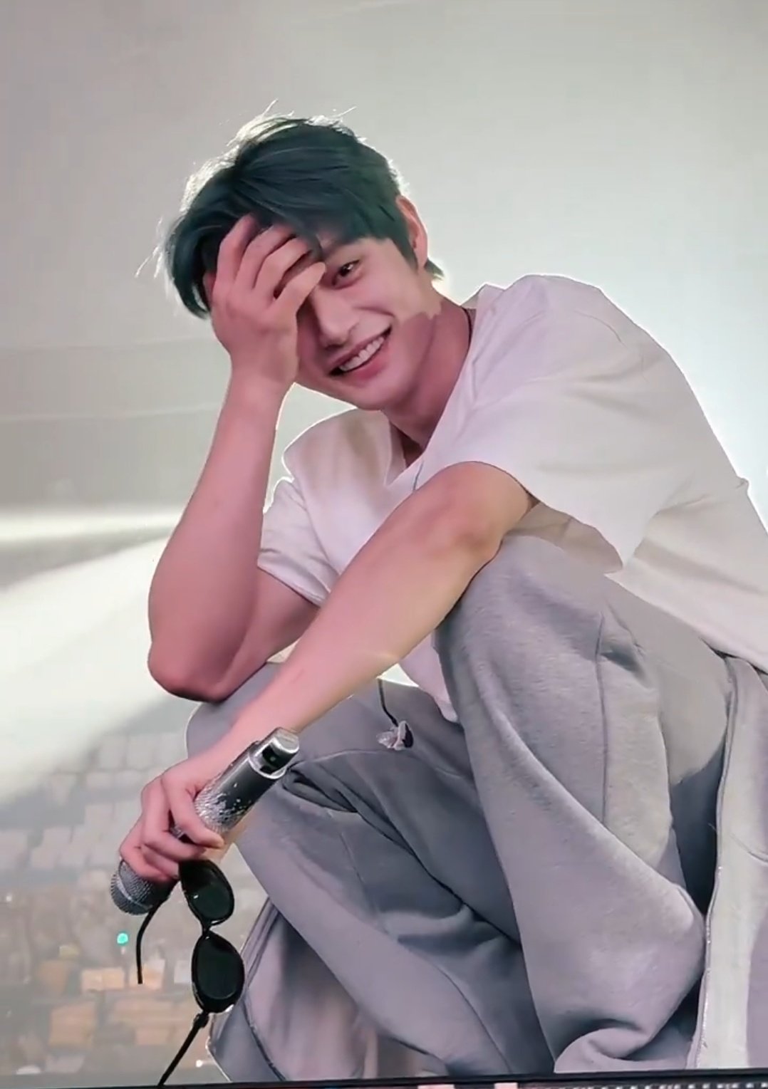 Latest photo of Kim Jiwoong (ZEROBASEONE)