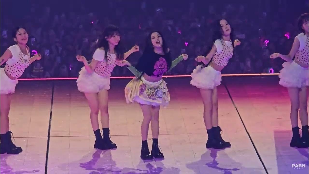 모모 (TWICE)의 비하인드 컷