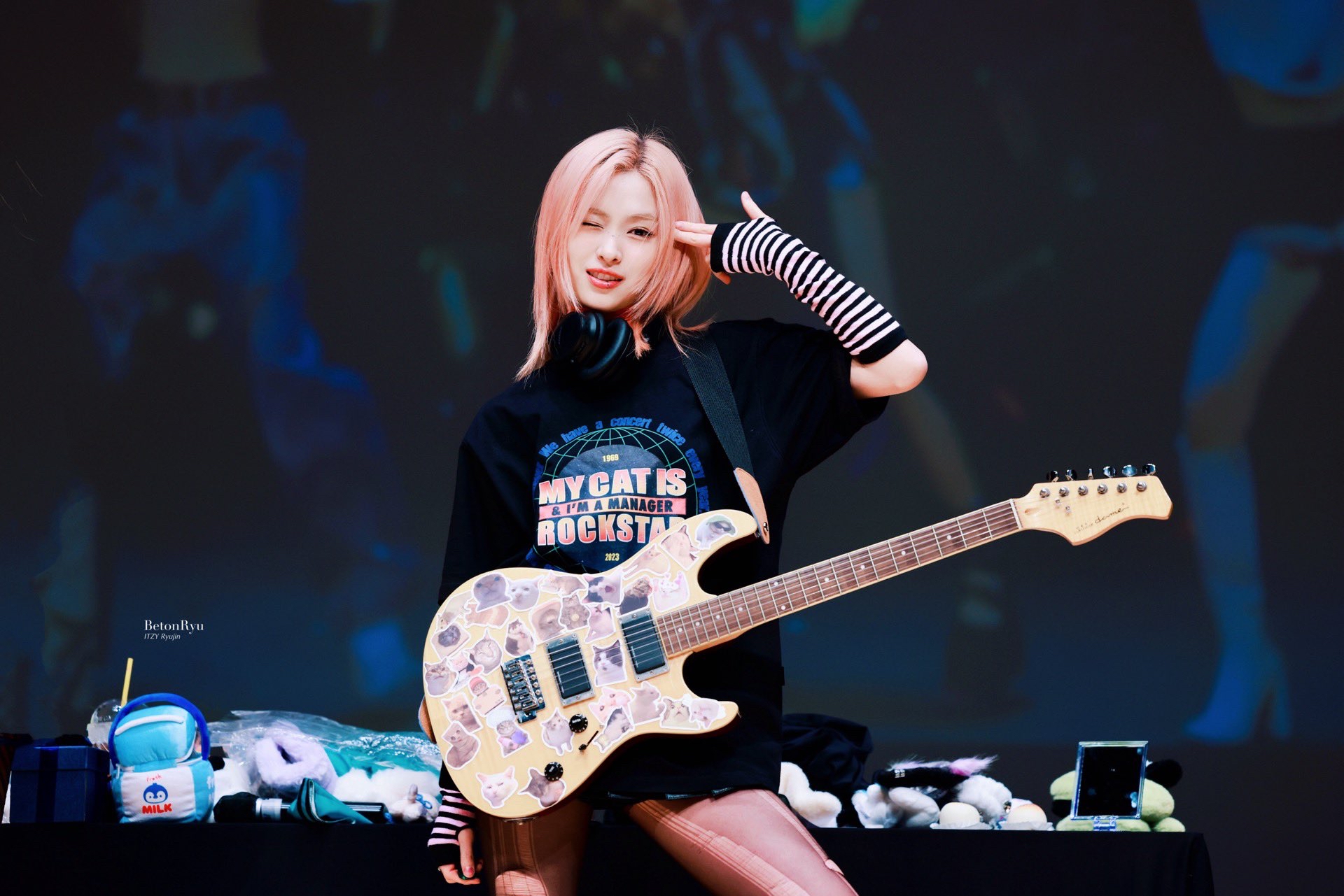 Behind-the-scenes cut of Ryujin (ITZY)