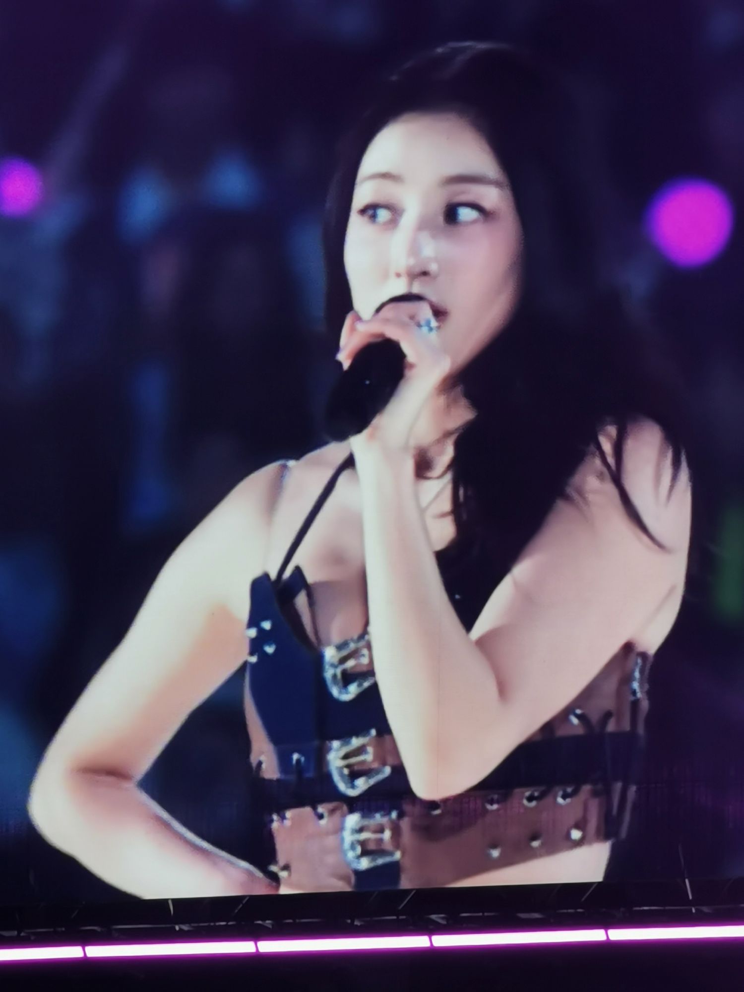 Behind-the-scenes cut of Jihyo (TWICE)