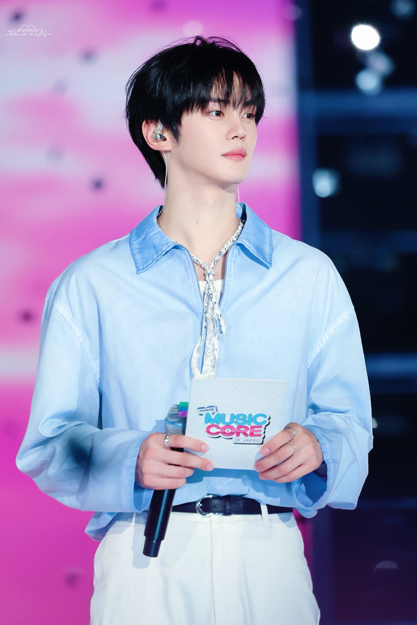 김규빈 (제로베이스원)의 최신 사진
