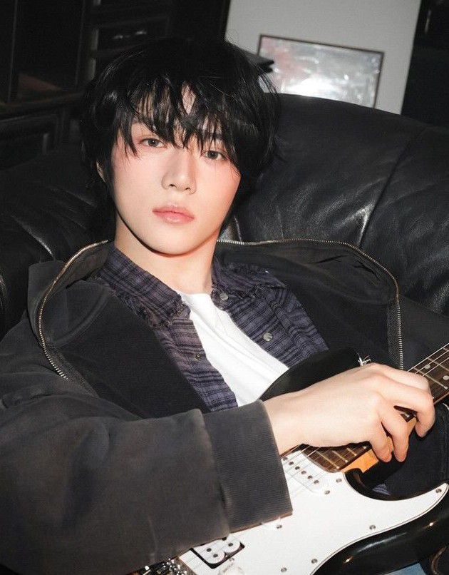 Recent activity shot of Beomgyu (TOMORROW X TOGETHER)