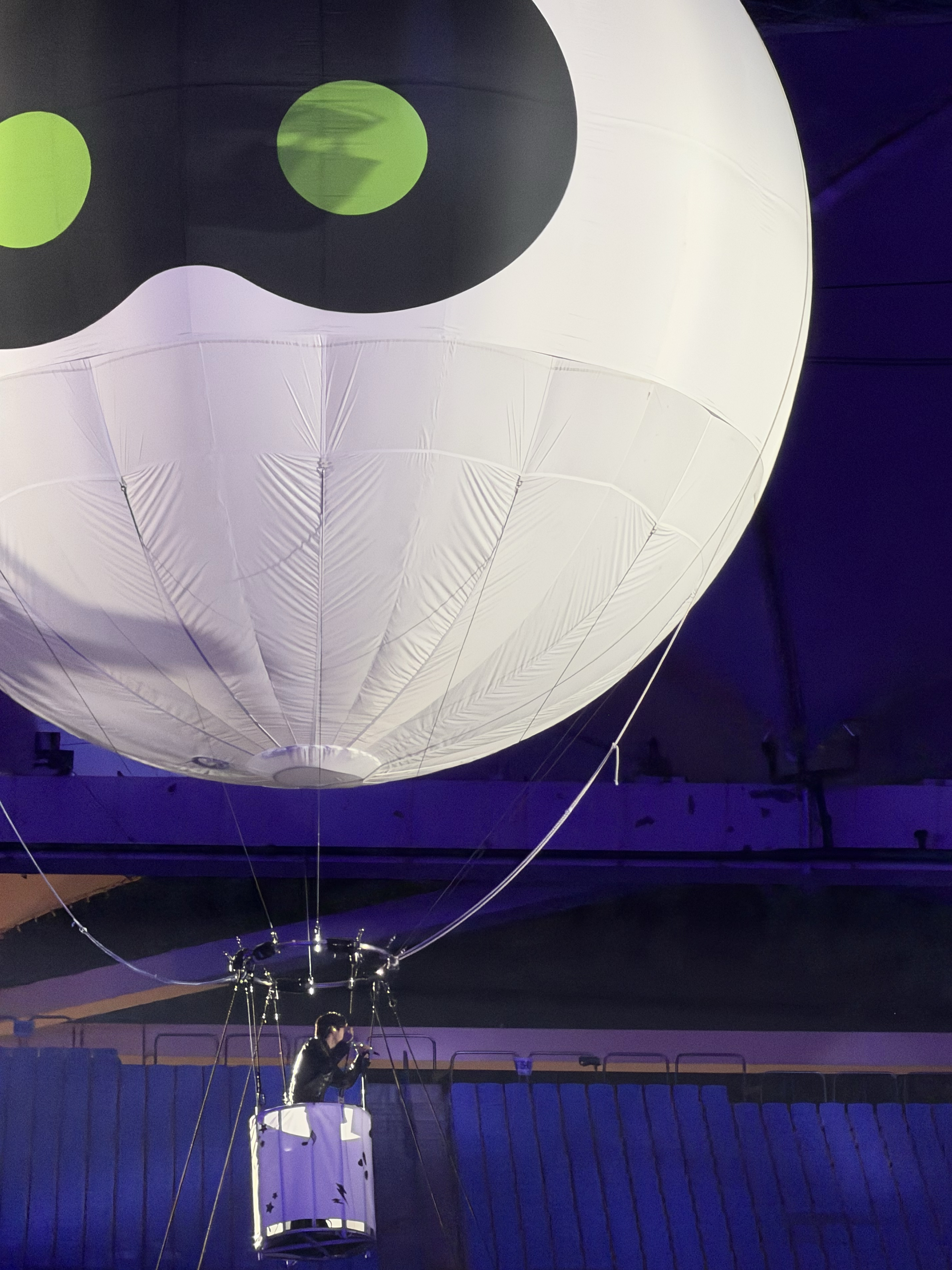 Potret di balik layar Jin (BTS)