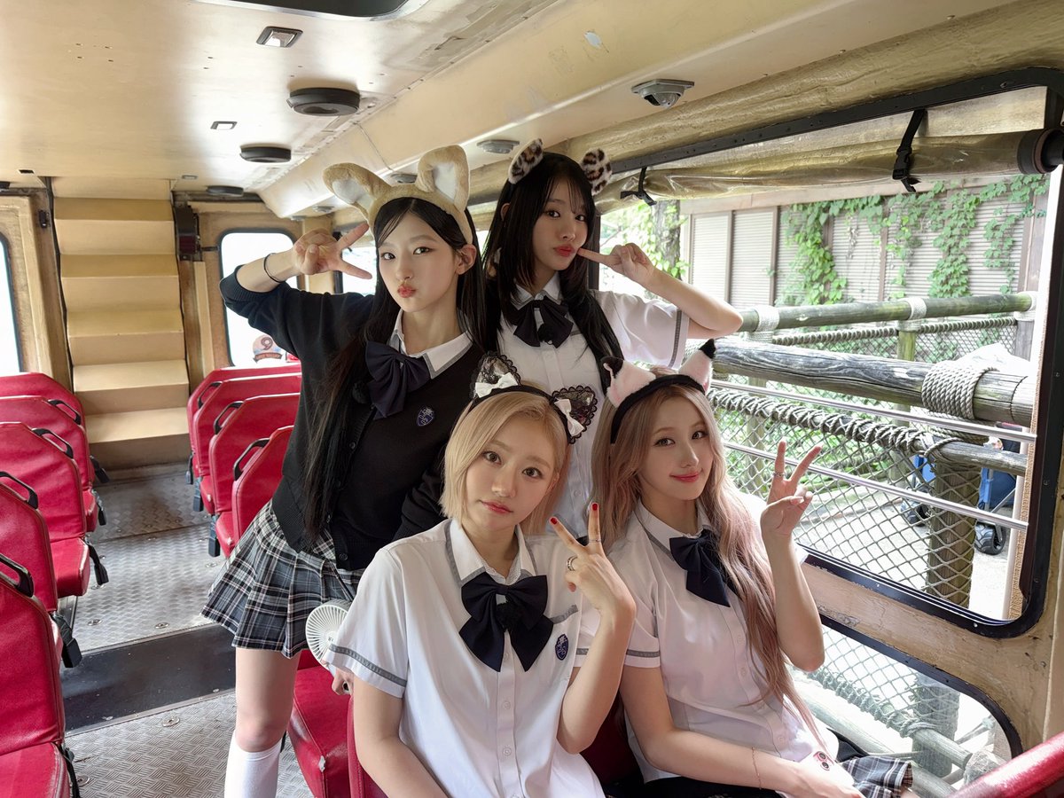 Behind-the-scenes cut of KISS OF LIFE