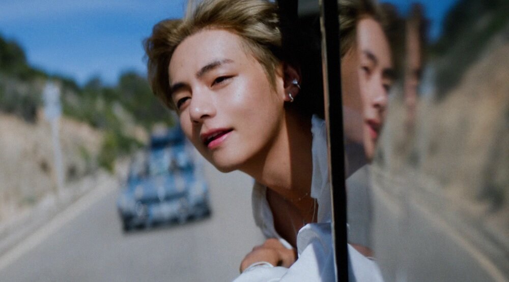 Foto terbaru V (BTS)