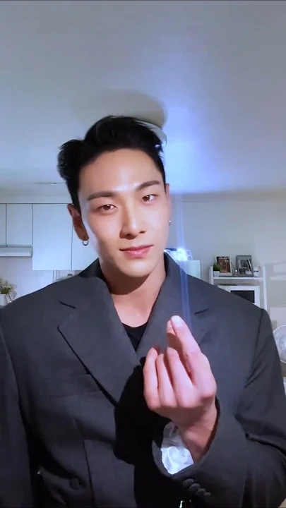 The most beloved wallpaper among Baekho's fans