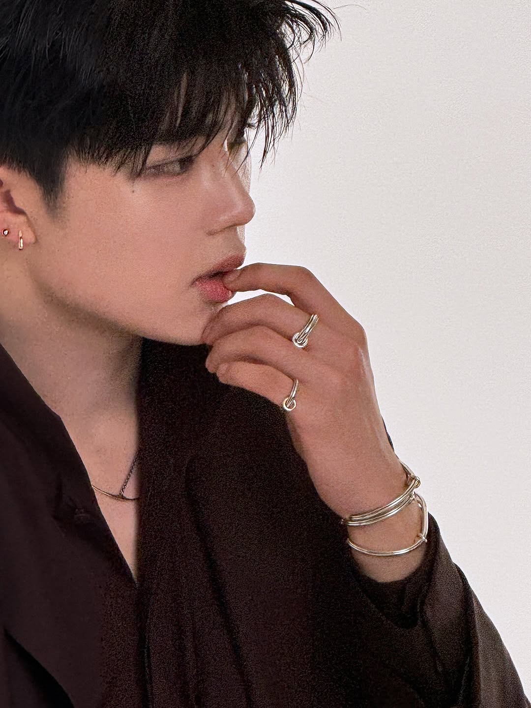 Recent activity shot of Park Gunwook (ZEROBASEONE)