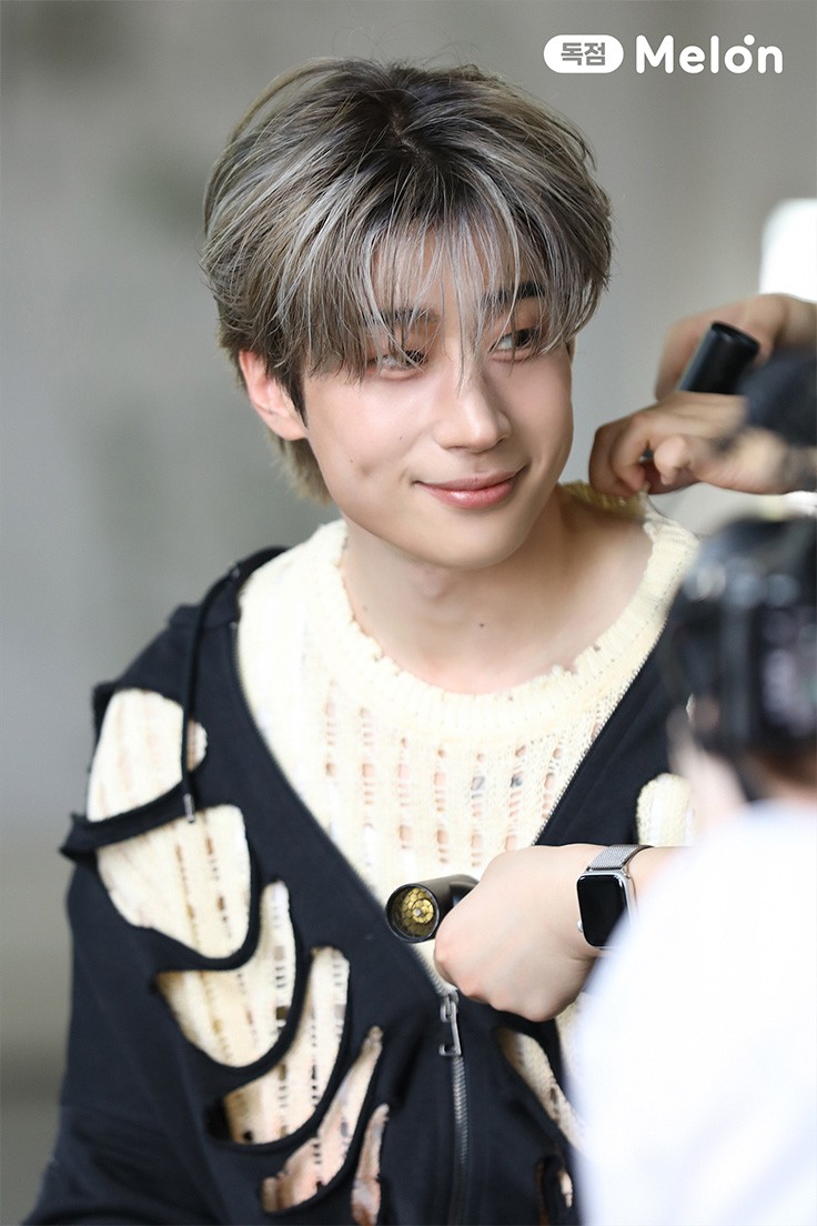 Recent activity shot of Han Seungwoo