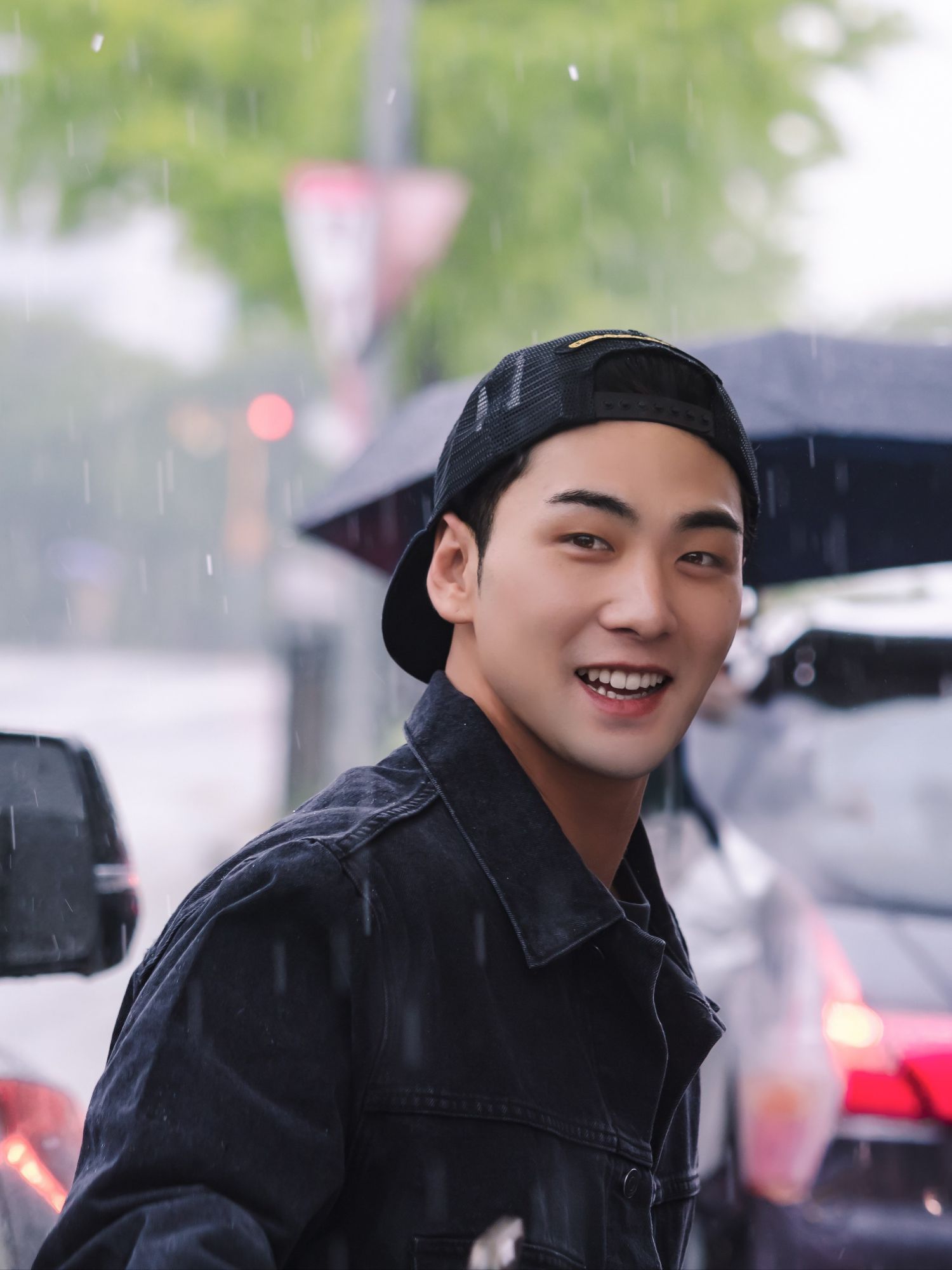 A moment captured by Baekho's fan