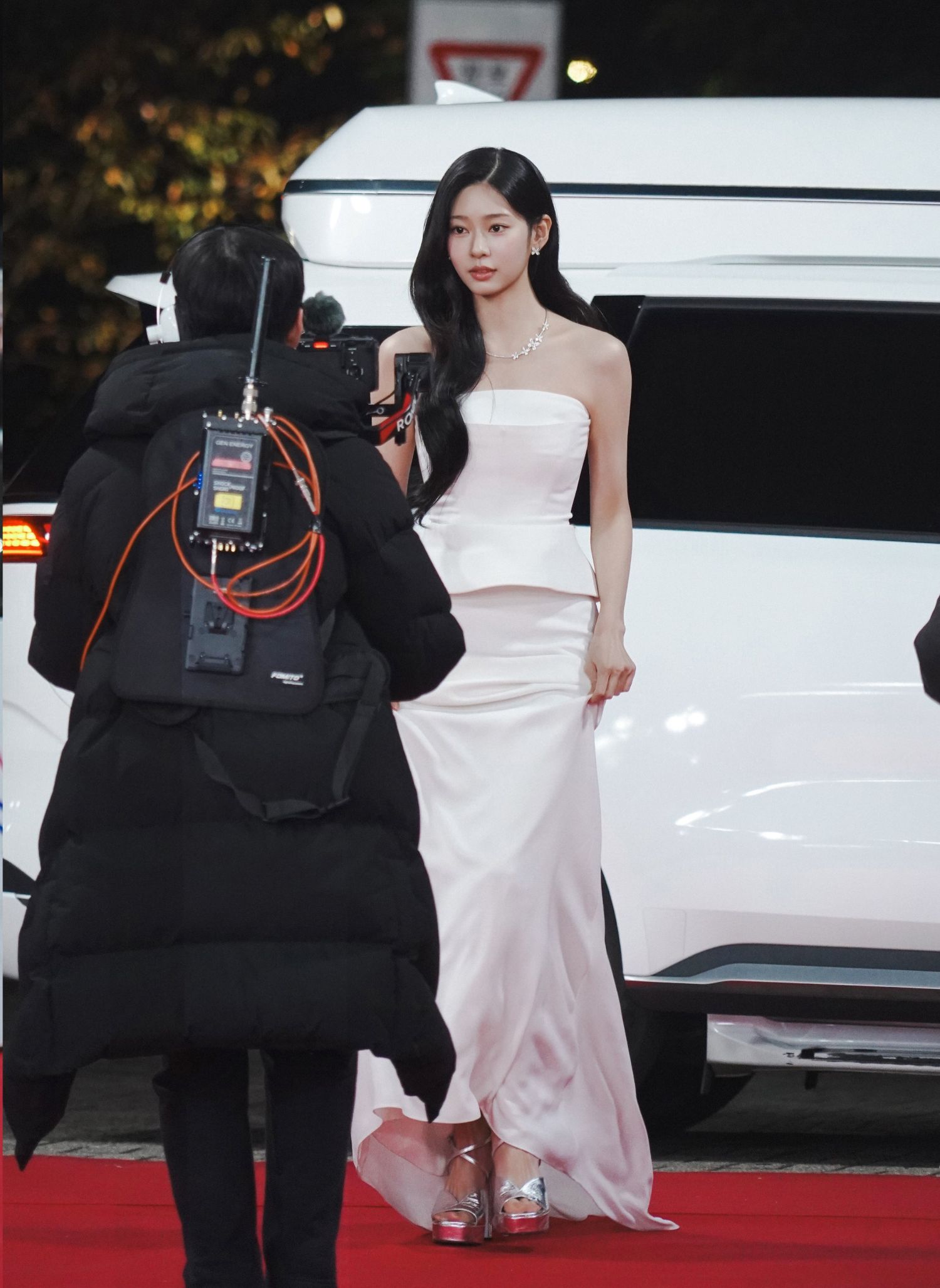 Recent activity shot of Kim Minju