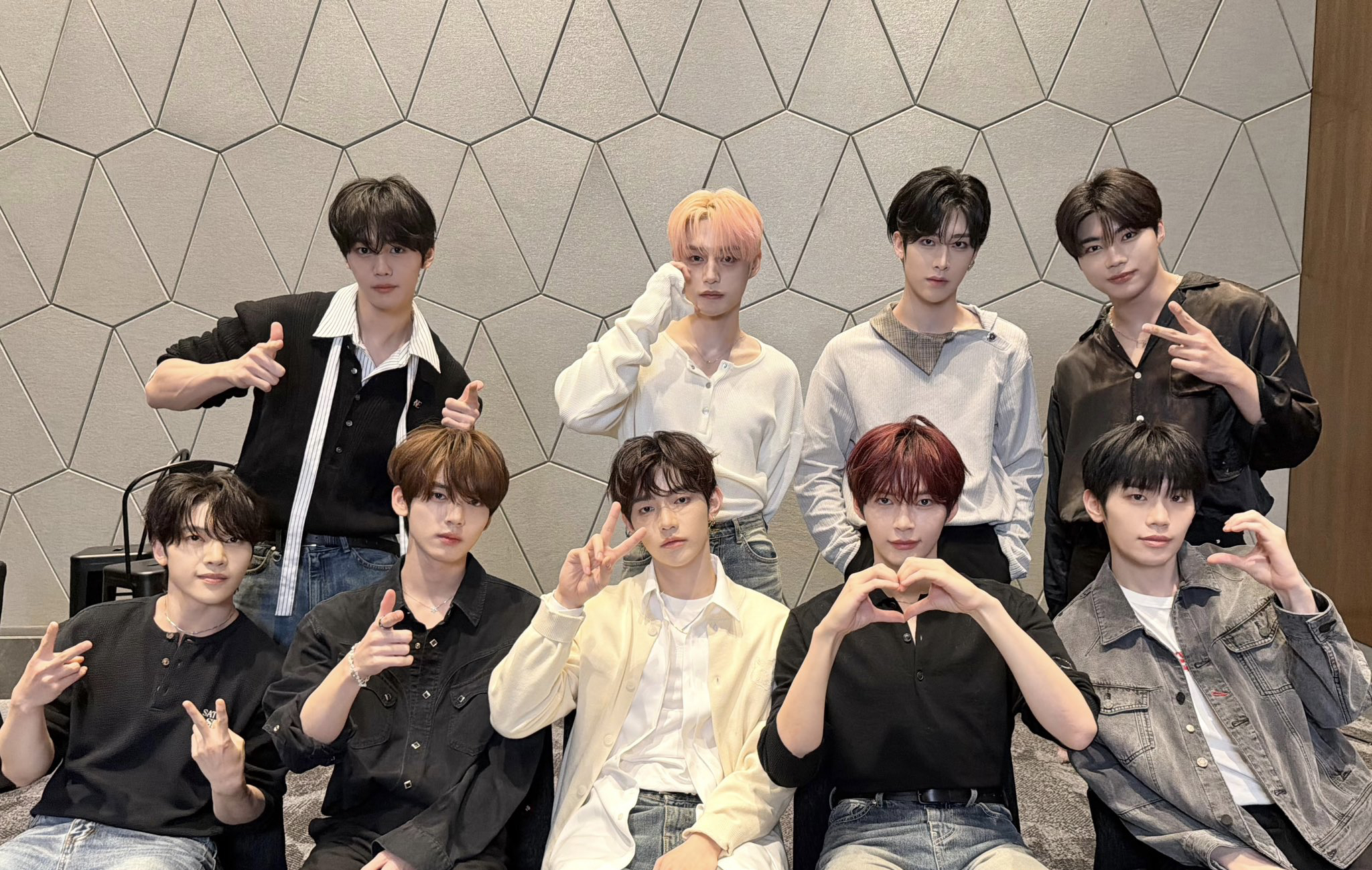 Behind-the-scenes cut of Seok Matthew (ZEROBASEONE)