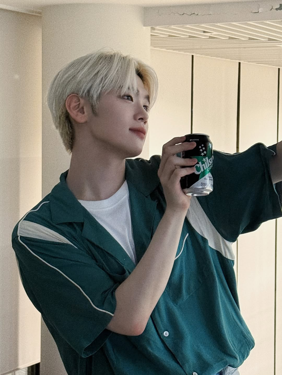Latest photo of Kim Taerae (ZEROBASEONE)