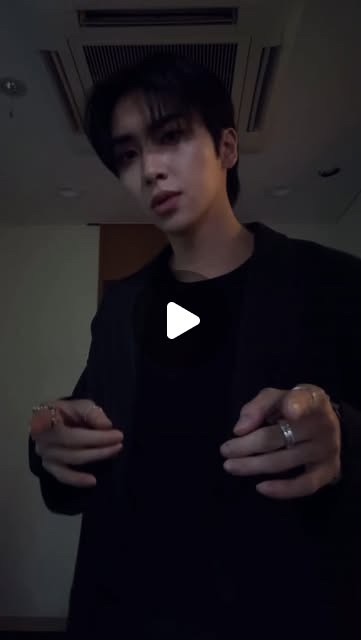 Latest photo of Xiao (UP10TION)