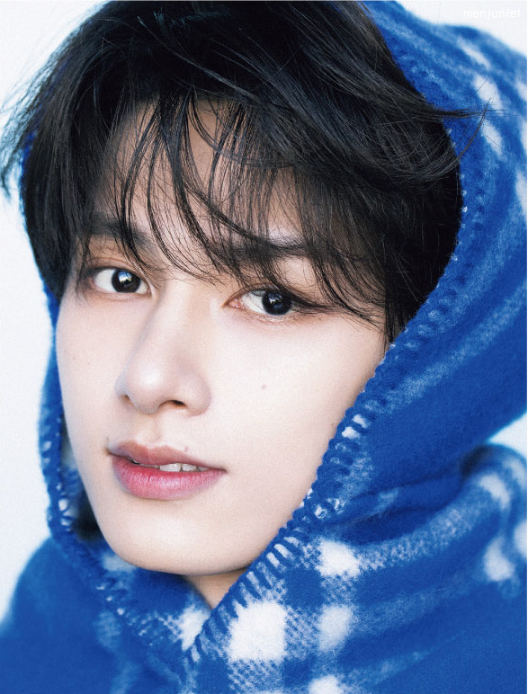 Latest photo of Jun (SEVENTEEN)