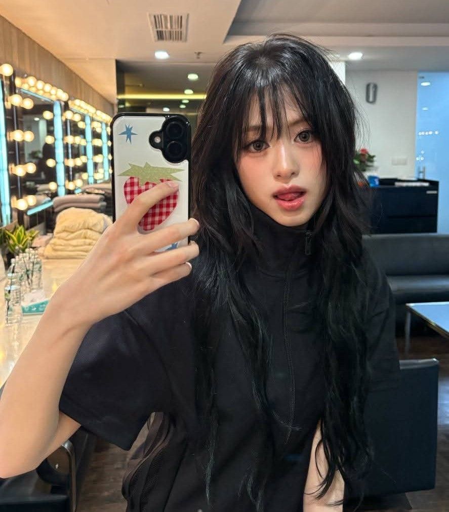 Behind-the-scenes cut of Ahyeon (BABYMONSTER)