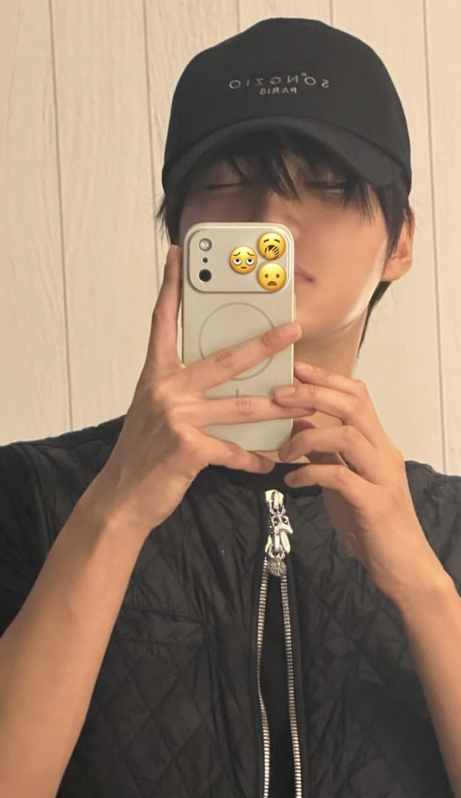 The most beloved wallpaper among Seonghwa (ATEEZ)'s fans