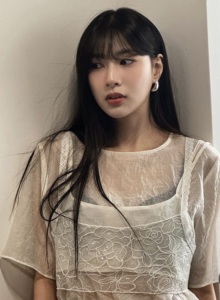 Behind-the-scenes cut of Oh Hayoung (Apink)