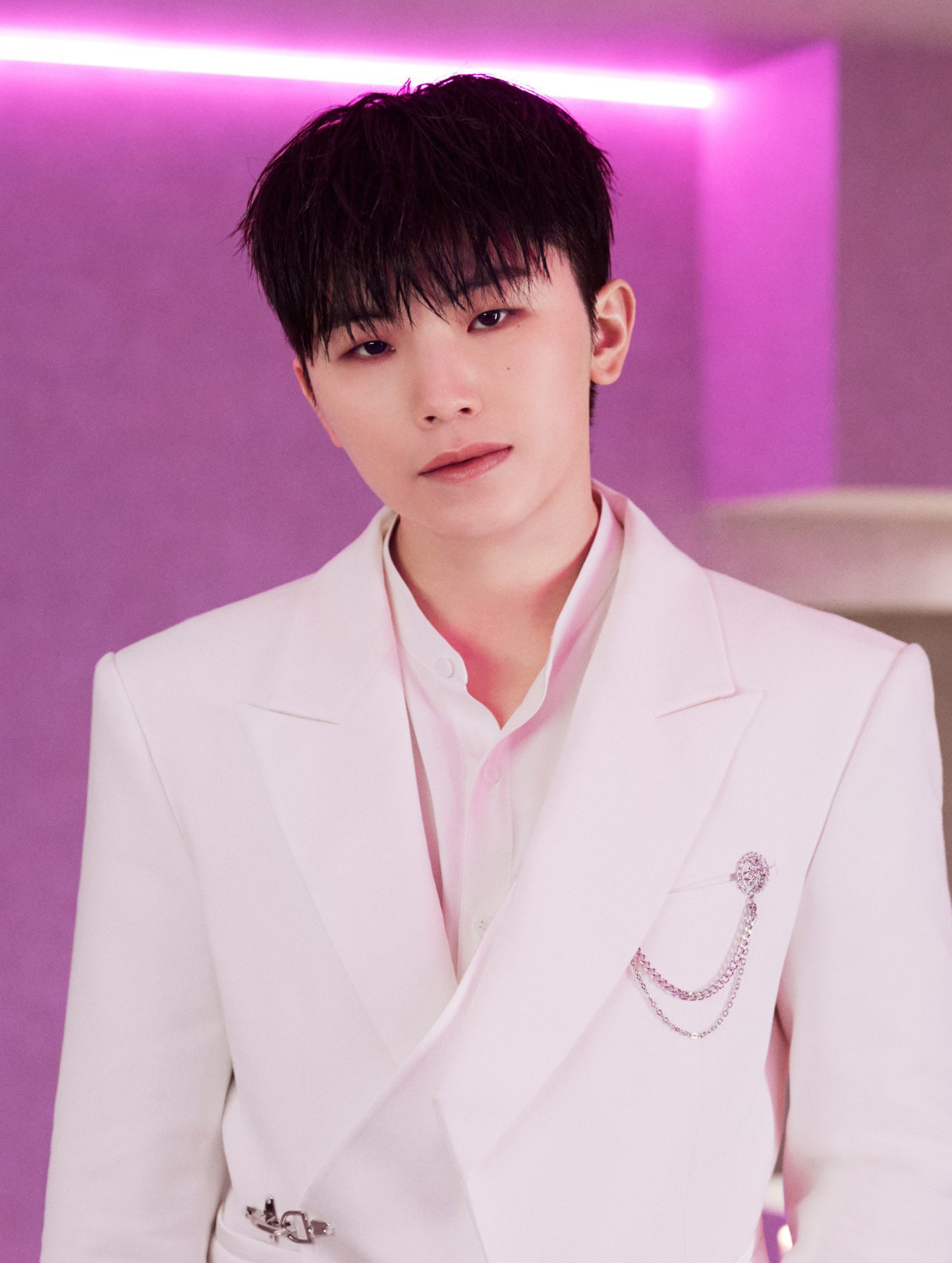 Recent activity shot of Woozi (SEVENTEEN)
