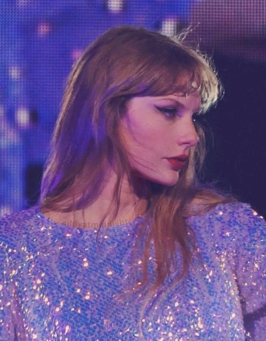 Behind-the-scenes cut of Taylor Swift