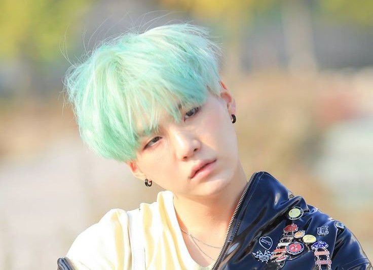 SUGA (防彈少年團)的最新照片