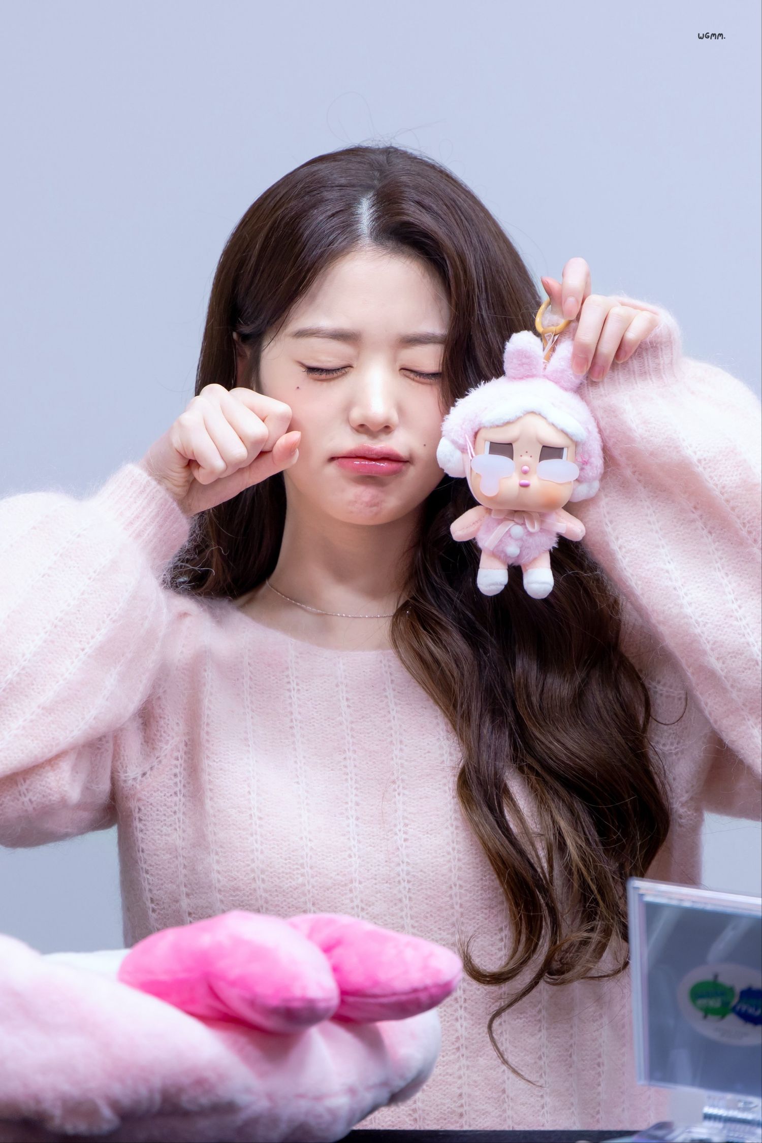 Foto terbaru Jang Wonyoung (IVE)