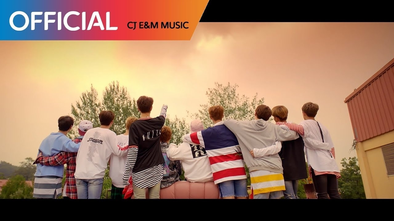 Behind-the-scenes cut of Wanna One
