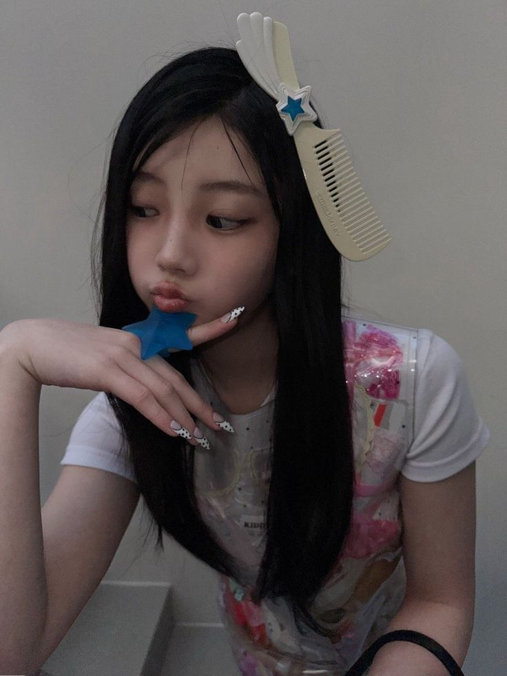 Latest photo of Wonhee (ILLIT)