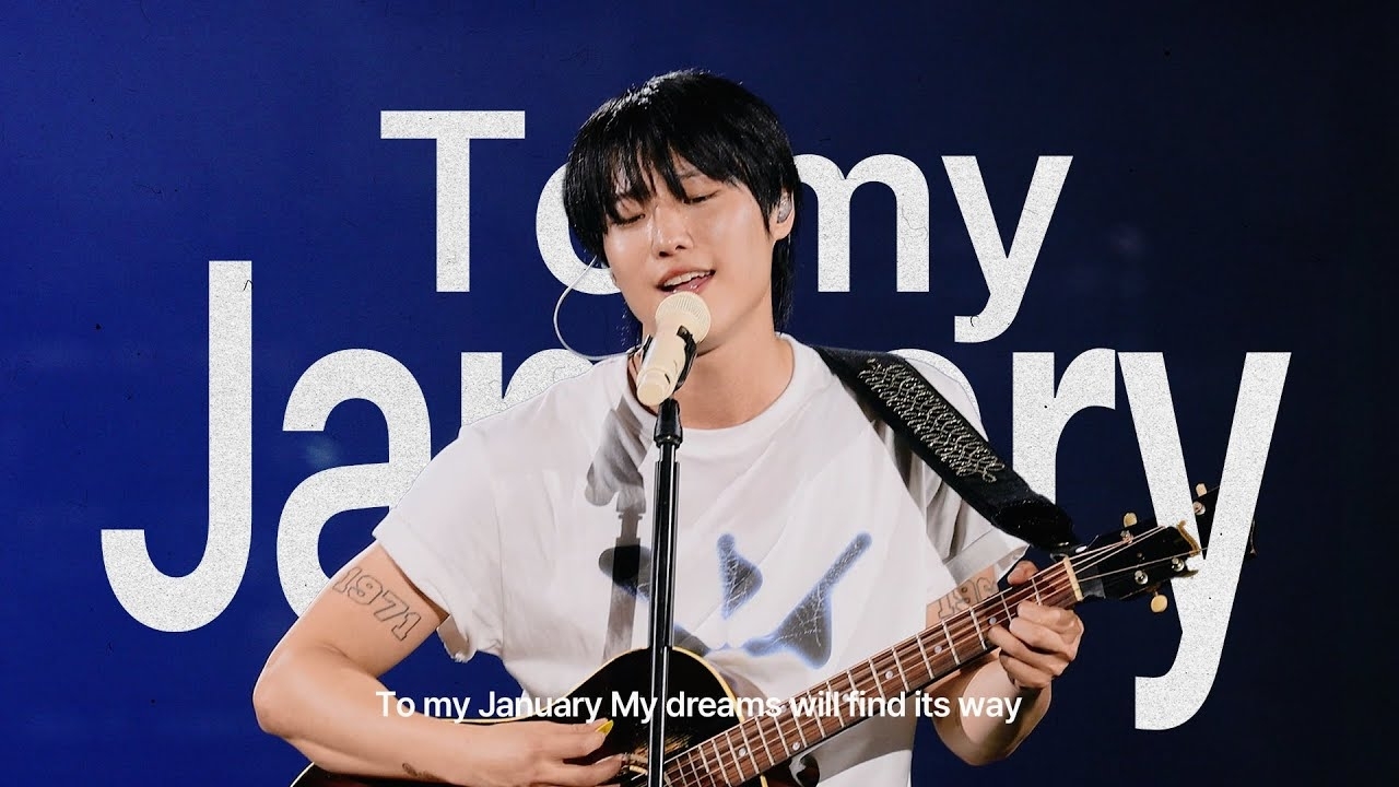 A moment captured by WOODZ's fan