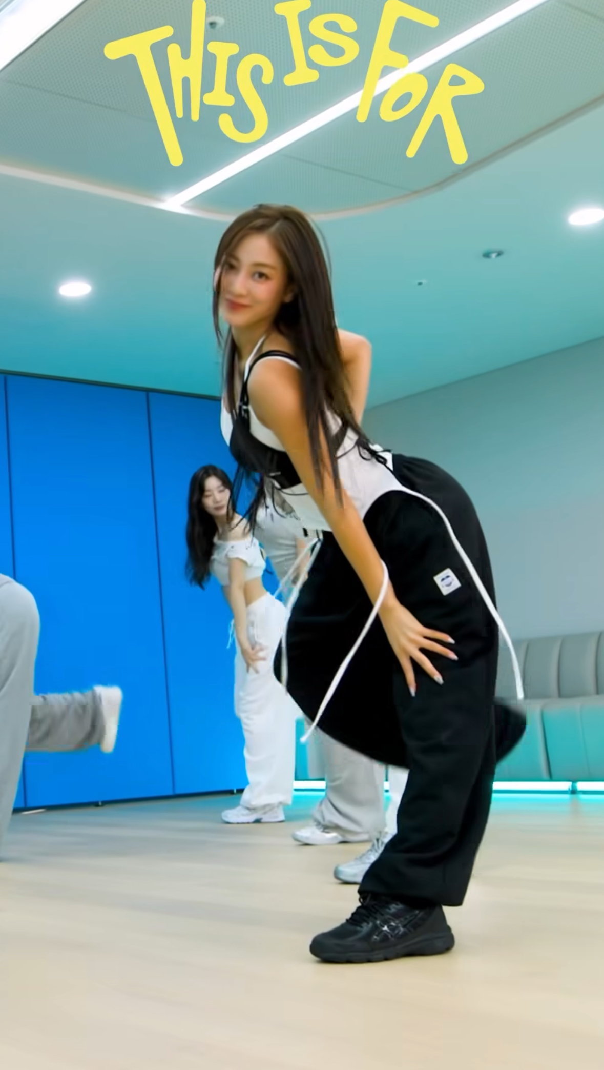 Recent activity shot of Jihyo (TWICE)