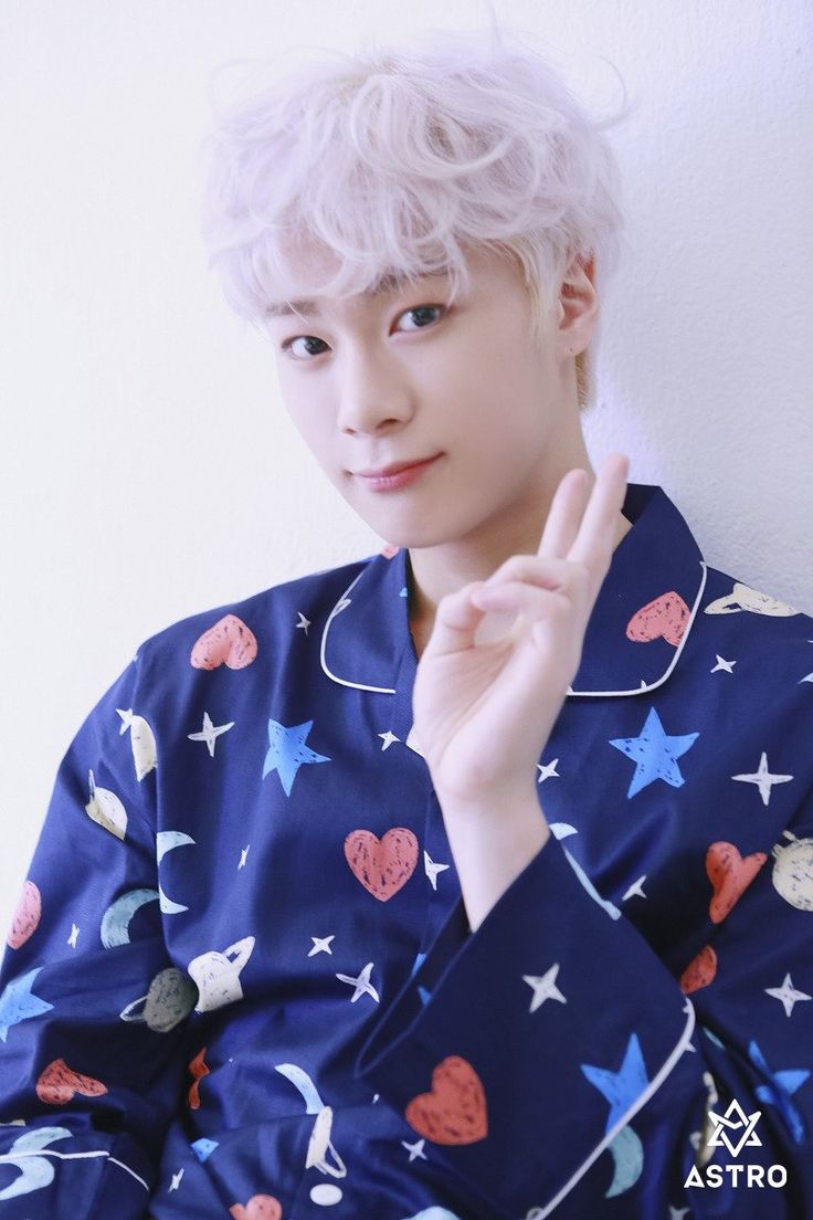 Behind-the-scenes cut of Moonbin (ASTRO)