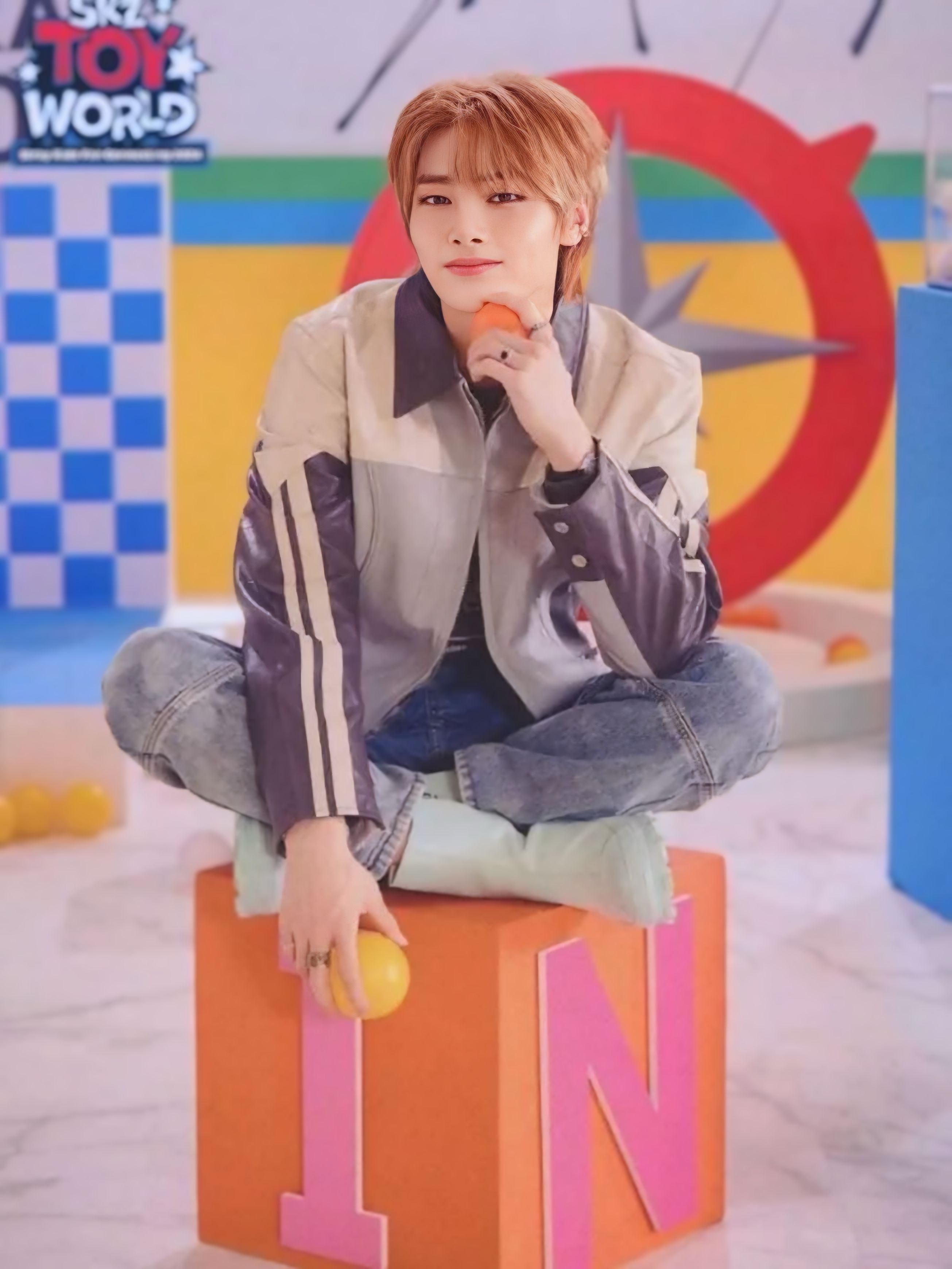 Behind-the-scenes cut of I.N (Stray Kids)