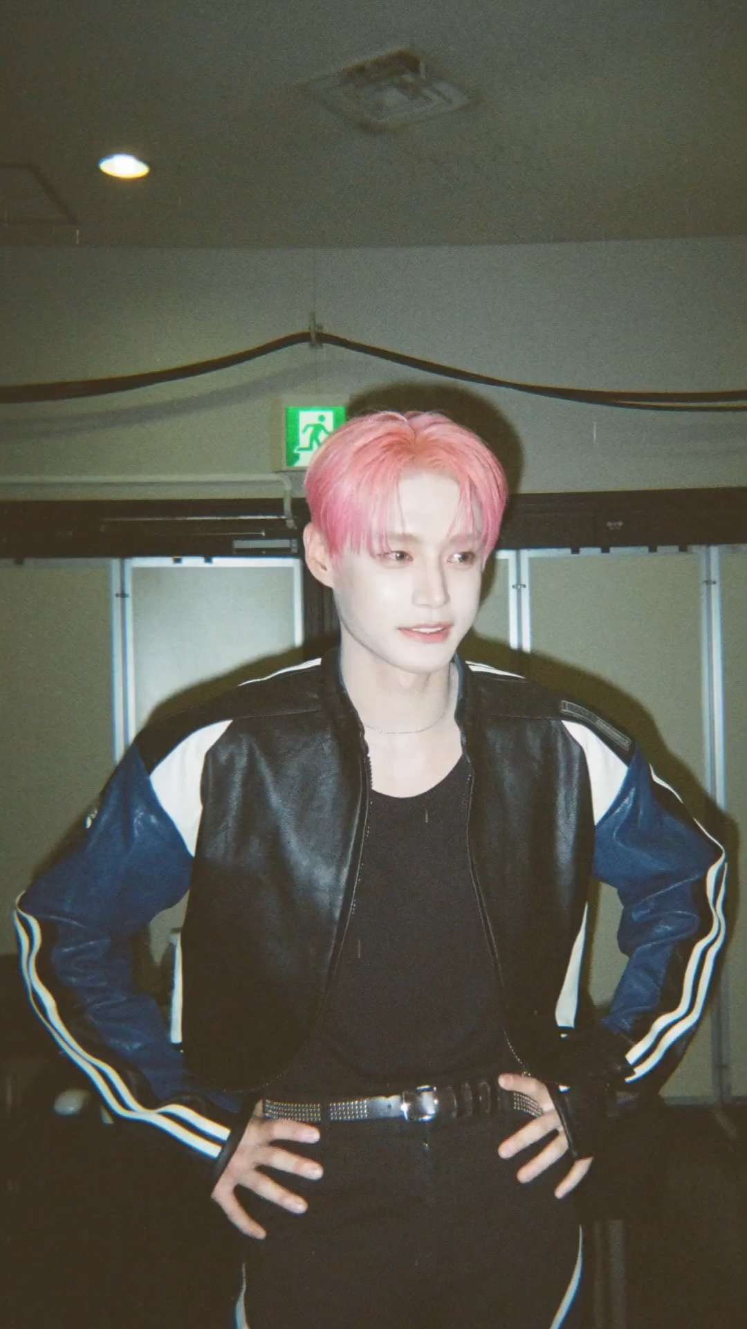 A heartfelt wallpaper shared by Kim Jiwoong (ZEROBASEONE)'s fans