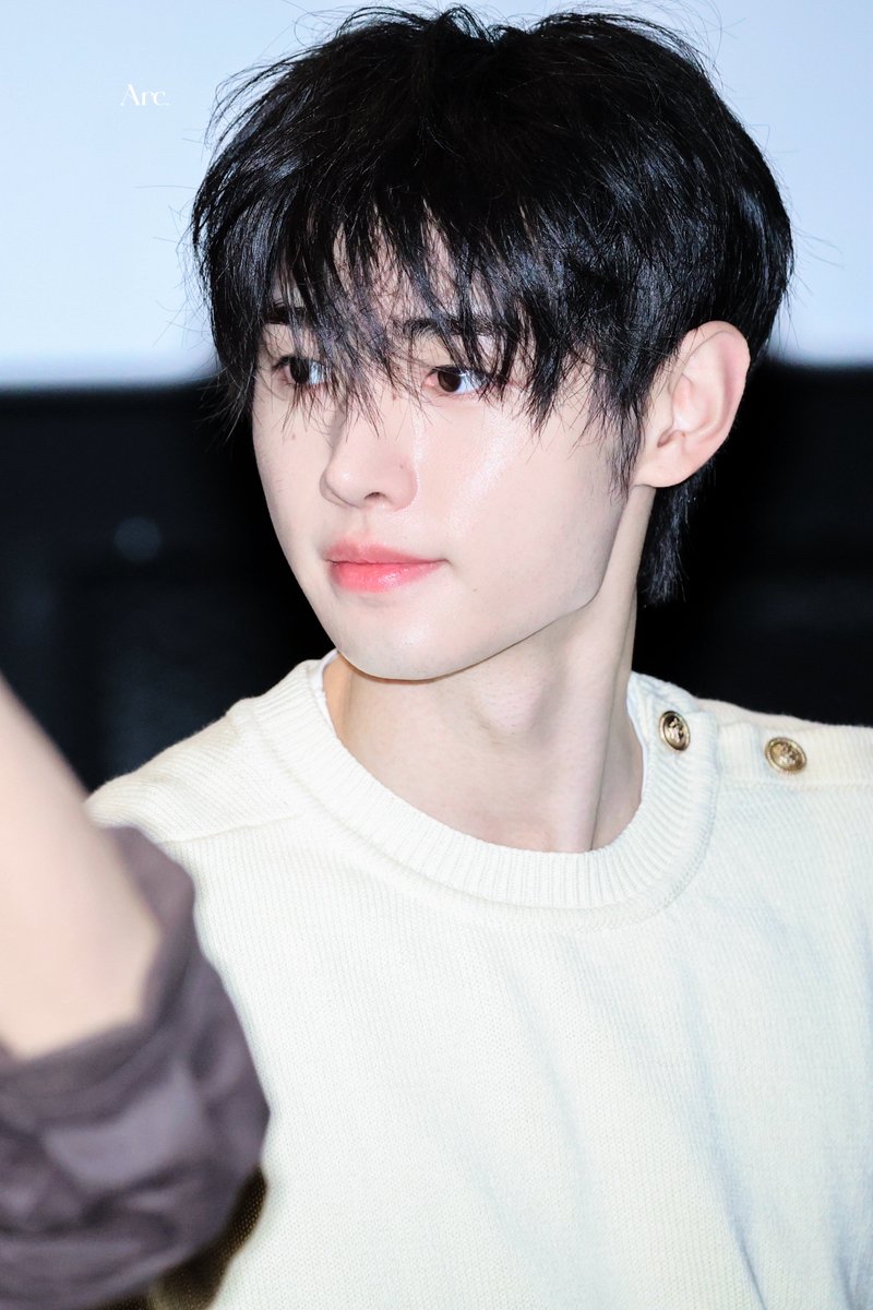 成訓 (ENHYPEN)的最新照片