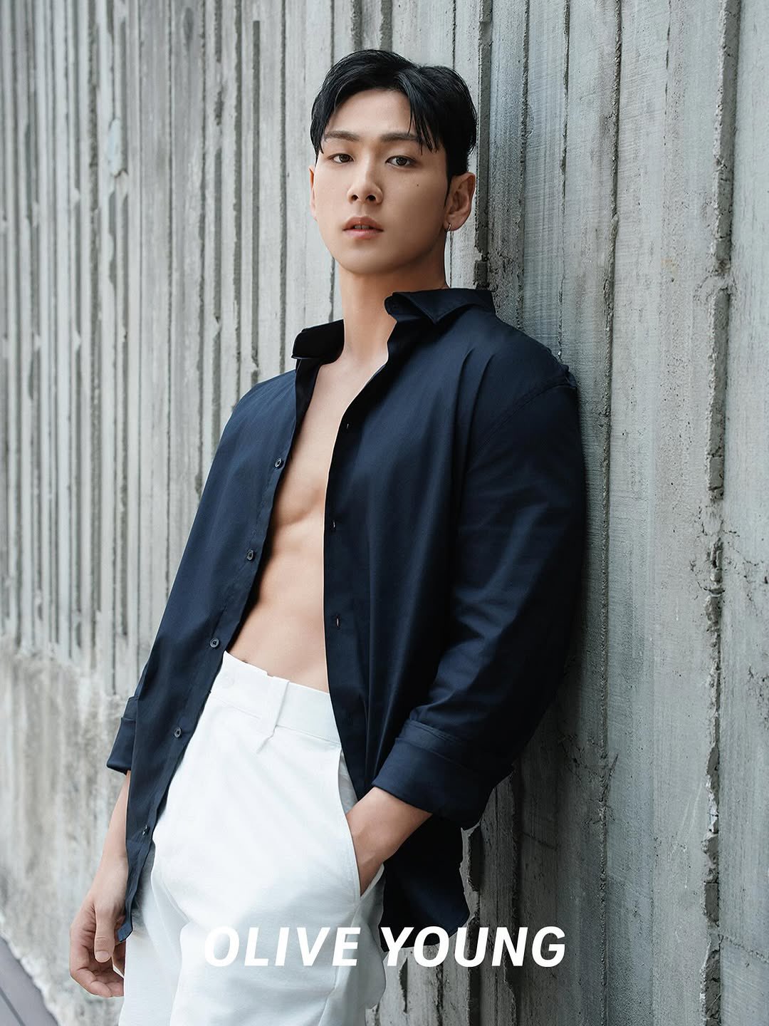 Behind-the-scenes cut of Baekho