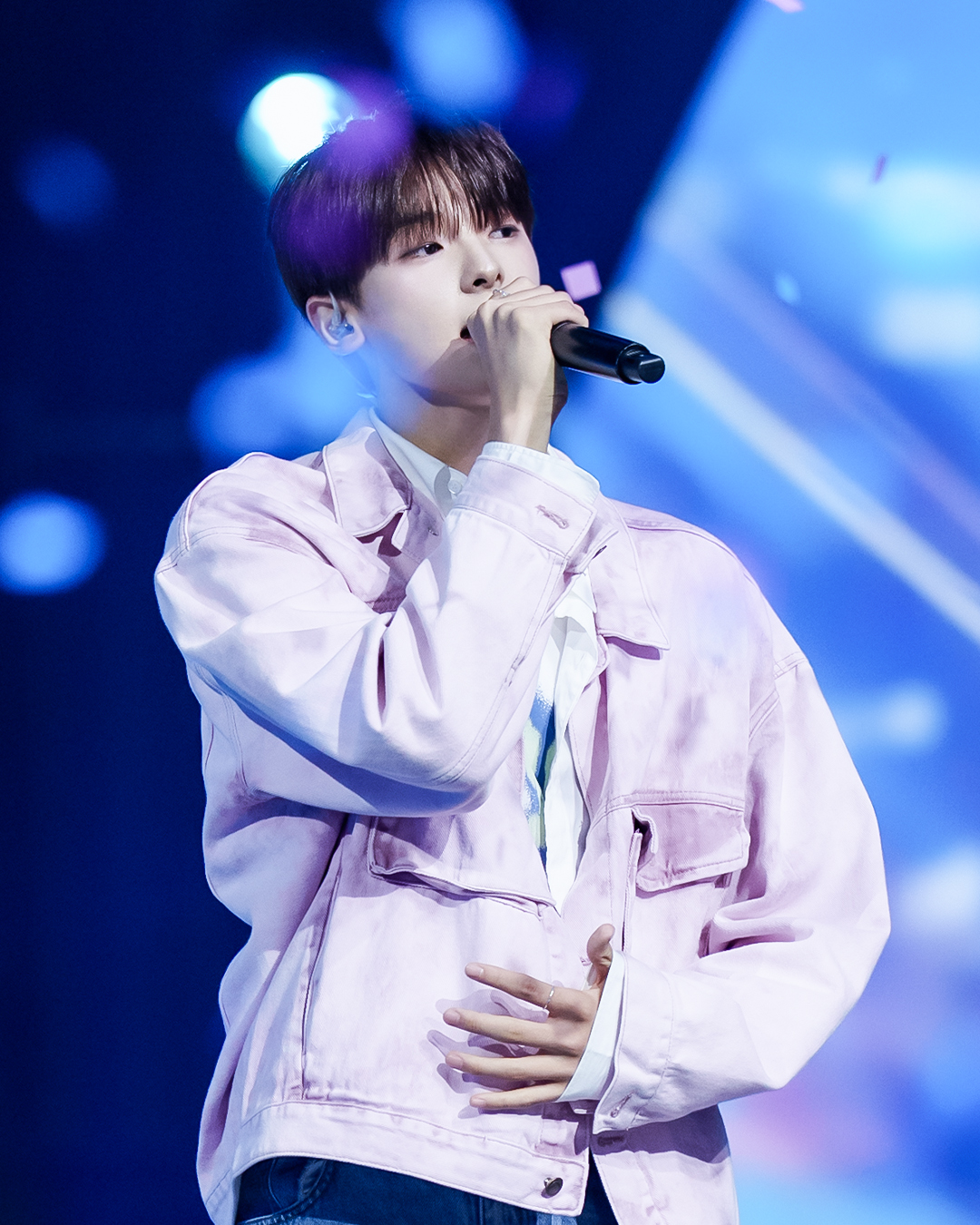 Recent activity shot of Kang Woojin