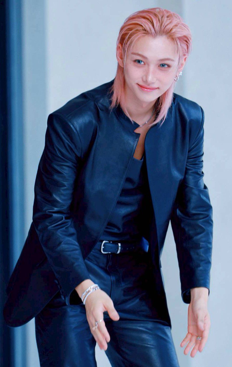 Today's hottest K-pop community feed