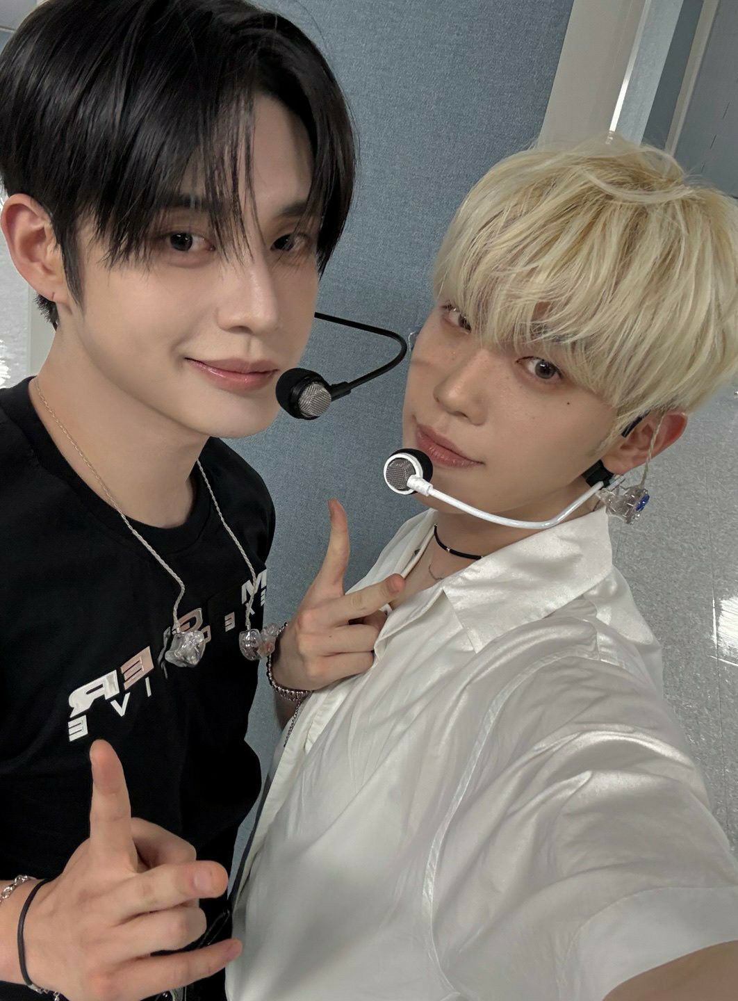 A moment captured by Kim Taerae (ZEROBASEONE)'s fan