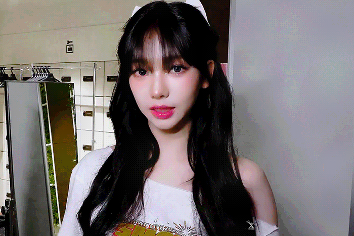 Karina (aespa)的幕后花絮