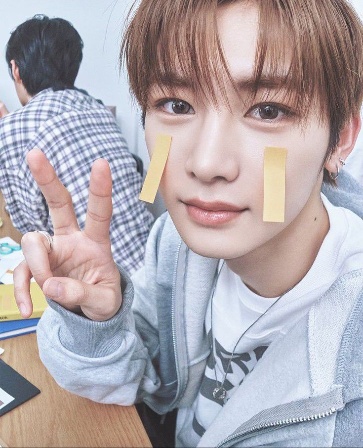 Recent activity shot of Zhou Anxin (ALPHA DRIVE ONE)