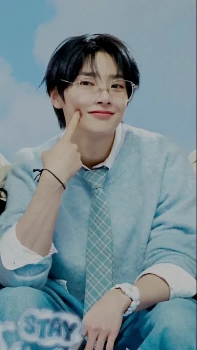 Today's most popular wallpaper in the I.N (Stray Kids) community