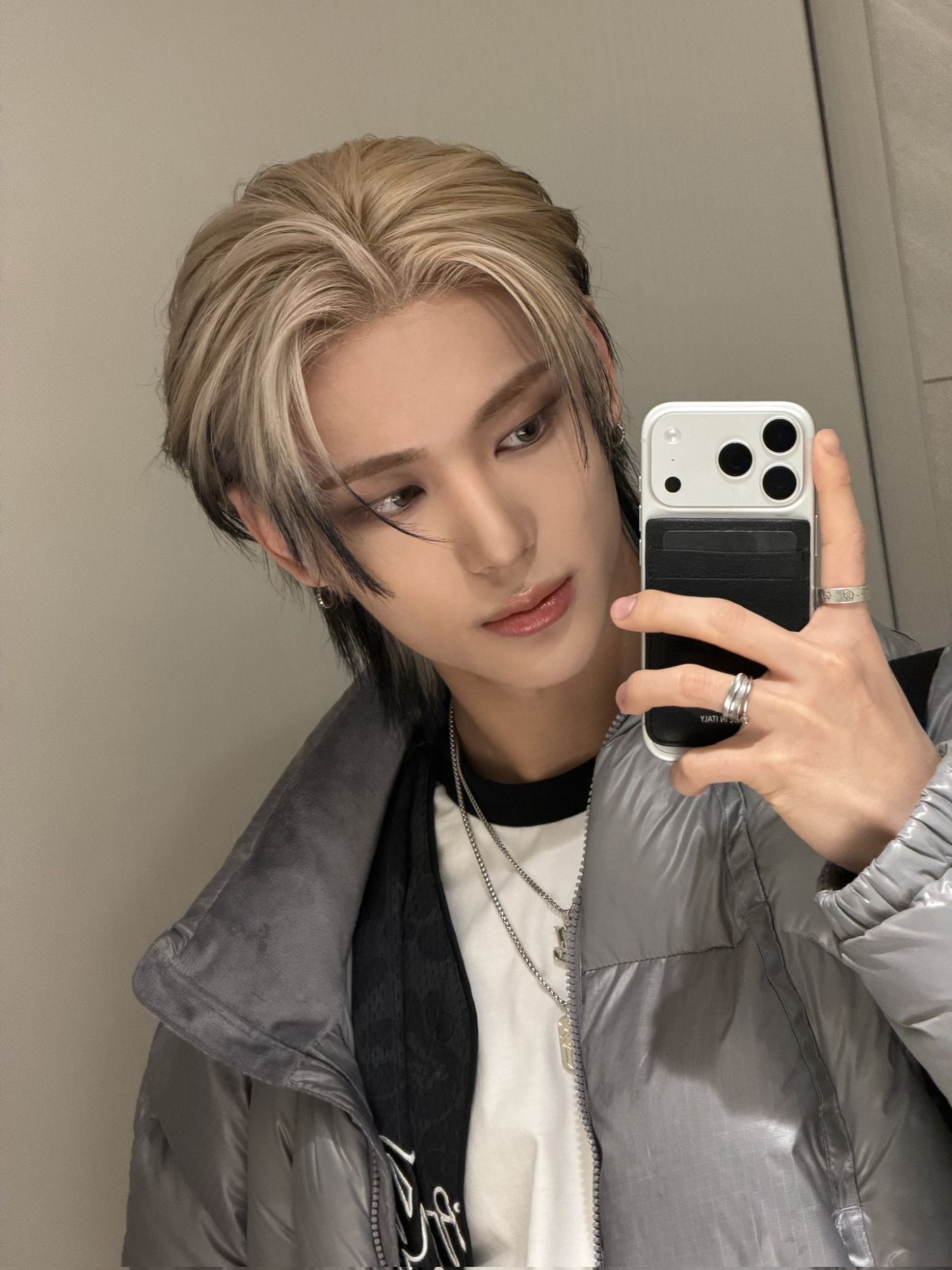 Latest photo of Siyun (NOWZ)